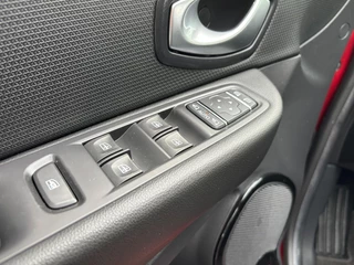 Renault Clio Renault Clio Estate 1.2 TCe 120 PK Intens | Automaat | Halfleer | Camera | LED - afbeelding nr 27