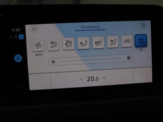 Volkswagen Golf Volkswagen Golf 1.0 TSI Life | Carplay | Sfeerverlichting |  Navigatie | Adaptive cruise | Full LED | Parkeerhulp | DAB | Climate control | Bluetooth - afbeelding nr 21