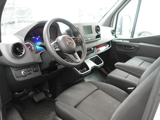 Mercedes-Benz Sprinter Mercedes-Benz Sprinter 315 Automaat Bakwagen Airco Cruise Camera Carplay Navigatie - afbeelding nr 22