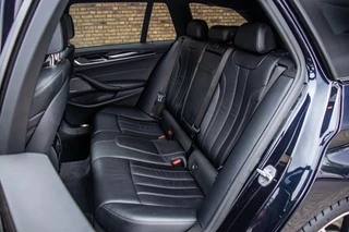 BMW 5 Serie BMW 5-serie Touring 540i xDrive High Executive, Leder, Pano - afbeelding nr 11