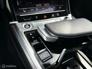 Audi e-tron Audi e-tron Sportback 55 quattro S edition 95 kWh Pano Bomvol! - afbeelding nr 18