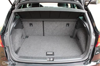 SEAT Arona Seat Arona 1.0 TSI Xcellence Business Intense, DSG, Leder/Alcantara, Trekhaak, Stoelverw, Adaptief cruise, Full led, Pdc voor + achter, Camera, Dodehoek detectie, App connect, Navi, Clima, 18 inch Lmv. - afbeelding nr 23