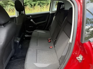 Peugeot 2008 Peugeot 2008 1.2 PureT. Blue Lion airco navi pano - afbeelding nr 7