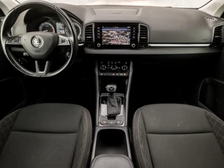 Škoda Karoq 150Pk Automaat (APPLE CARPLAY, GROOT NAVI, CAMERA, TREKHAAK, SPORTSTOELEN, GETINT GLAS, PARKEERSENSOREN, CRUISE, NIEUWSTAAT) - afbeelding nr 6