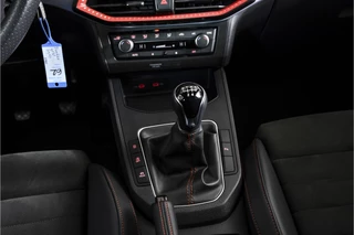 SEAT Ibiza | Dig. Cockpit | Cruise | PDC | App. Connect | ECC | LM 17