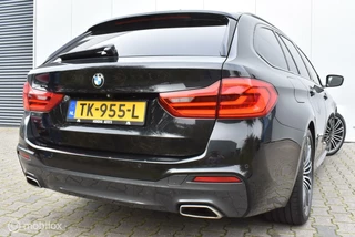 BMW 5 Serie BMW 520d Touring M-Sport 2017 Saphirschwarz Pano HUD Carplay 360°Camera 19