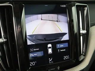 Volvo XC60 Volvo XC60 2.0 T8 Twin Engine AWD Inscription | Panoramadak |  Trekhaak | Leder | Camera | Carplay | Navigatie | Full LED | Climate control - afbeelding nr 8