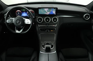 Mercedes-Benz C-Klasse Mercedes-Benz C-klasse 300e AMG Night | Carplay | 360 camera | Trekhaak | Stoelverwarming | Keyless | Leder/Alcantara | Full LED | Navigatie - afbeelding nr 8