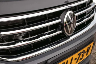 Volkswagen Tiguan - All-in rijklrprs | Leer | Elekt. panodak | Nav | IQ LED - afbeelding nr 35