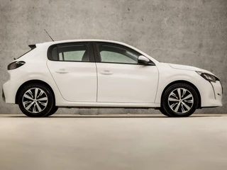 Peugeot 208 (APPLE CARPLAY, GROOT NAVI, PARKEERSENSOREN, SPORTSTOELEN, LANE ASSIST, NIEUWE APK, NIEUWSTAAT) - afbeelding nr 4