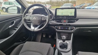 Hyundai i30 Hyundai i30 Wagon 1.0 T-GDi MHEV Comfort Smart Station|Camera|Navi|Clima - afbeelding nr 2