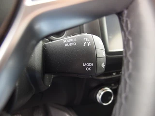 Dacia Duster TREKHAAK / KEYLESS / 360GR CAMERA / PDC / DODEHOEK / NAVI / CLIMA / DAB+ / NL-AUTO - afbeelding nr 29