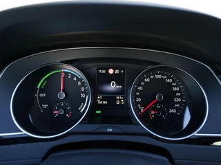 Volkswagen Passat Volkswagen Passat Variant 1.4 TSI 218pk PHEV GTE Business | Full LED | Carplay | Camera | Trekhaak - afbeelding nr 34