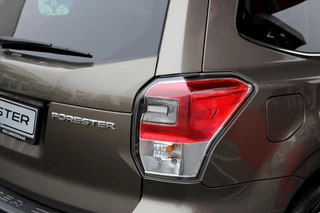 Subaru Forester Subaru Forester 2.0 CVT Premium | Eyesight | Trekhaak | Lederen bekleding | - afbeelding nr 31