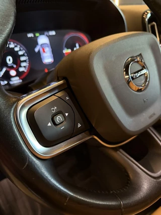 Volvo XC40 Volvo XC40 1.5 T5 Twin Engine R-Design PANO 360 leder hybrid - afbeelding nr 23