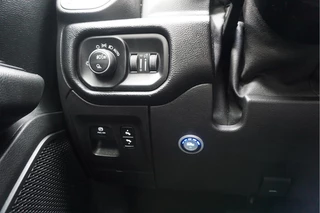 Dodge Ram 1500 Trekhaak LPG Stoelverwarming Stuurverwarming - afbeelding nr 11