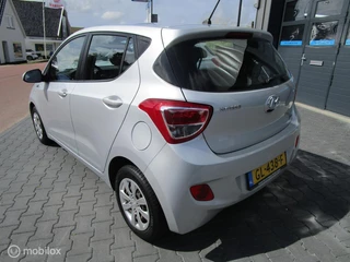 Hyundai i10 Hyundai i10 1.0i i-Motion Comfort 5drs 105dkm! Airco Cruise - afbeelding nr 4