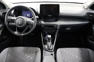 Toyota Yaris Toyota Yaris 1.5 Hybride 115 First Edition | PDC V+A - afbeelding nr 6