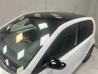Volkswagen up! Volkswagen UP! High Up! 75PK !!| Black pakket | Climate control | Cruise control | Parkpilot| 17
