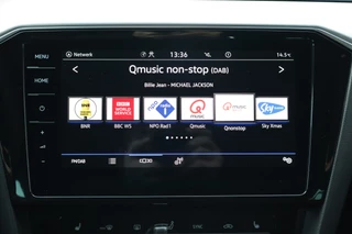 Volkswagen Passat Volkswagen Passat Variant 1.5 TSI R-Line Business + NL-Auto!! SUPER COMPLEET!! - afbeelding nr 16