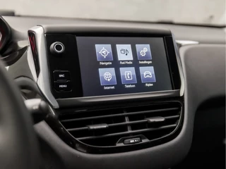 Peugeot 208 Peugeot 208 1.2 e-VTi Sport Automaat (NAVIGATIE, GETINT GLAS, LM VELGEN, SPORTSTOELEN, CRUISE, PARKEERSENSOREN, NIEUWE APK, NIEUWSTAAT) - afbeelding nr 22
