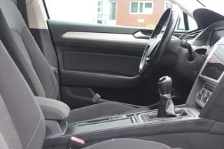 Volkswagen Passat Volkswagen Passat 1.4 TSI 125pk BMT Comfortline Business | Orig. NL | Trekhaak | Virtual dashboard | Carplay | - afbeelding nr 58