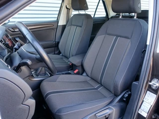 Volkswagen T-Roc Volkswagen T-Roc 1.0 TSi Style I NL-Auto I Airco I Cruise I Android/Apple I Trekhaak I - afbeelding nr 8