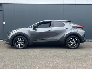 Toyota C-HR Toyota C-HR 1.8 Hybrid Dynamic Limited / Groot scherm / Parkeersensoren - afbeelding nr 2