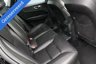 Volvo XC60 Volvo XC60 2.0 T6 Plug-in hybrid AWD Inscription Facelift Panodak Carplay Trekhaak Leder Camera 58000KM BJ2021 - afbeelding nr 17