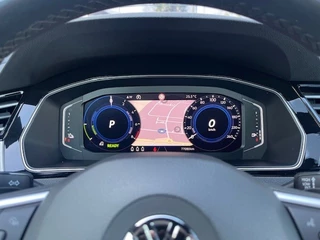 Volkswagen Passat Volkswagen Passat Variant 1.4 TSI GTE - VIRTU - HEAD UP - LEDER - PANO - IQ LIGHTS - TREKH. - 18 INCH - afbeelding nr 4