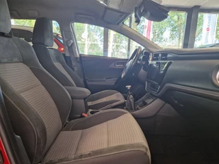 Toyota Auris Toyota Auris Touring Sports 1.2T Energy Plus | Trekhaak -1300 kg. | 2e eignr. - afbeelding nr 16