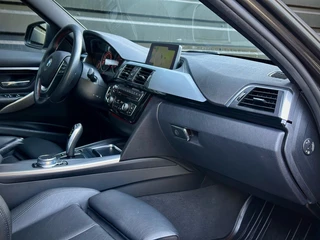 BMW 3 Serie BMW 3 Serie 320i AUT|SPORTLEER|CAMERA|CARPLAY|HiFi - afbeelding nr 19
