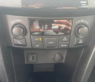 Suzuki Swift Suzuki Swift 1.2 Exclusive EASSS | Parkeersensoren | Climate controle - afbeelding nr 12