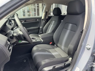 Honda Civic Honda Civic 2.0 e:HEV Elegance € 1850 KORTING! Dodehoek detectie, verwarmde stoelen , All-in Rijklaarprijs - afbeelding nr 5