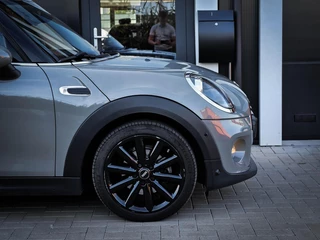 MINI One Mini Cooper One 1.5 Automaat  5-Deurs | CARPLAY | KEYLESS | CAMERA | DEALER ONDERHOUDEN - afbeelding nr 6