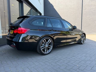 BMW 3 Serie BMW 3 Serie Touring 320i M-Sport,Pano,Leer,NaviPro,Carplay,LED,Stoelverw,Cruise - afbeelding nr 28