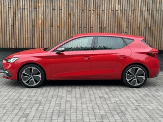SEAT Leon Seat Leon 1.5 TSI FR Launch Edition | LED | Stoelverwarming | Navigatiesysteem | Adaptive cruise control | Apple CarPlay | 18 inch lichtmetalen velgen | Achteruitrijcamera | Trehaak uitklapbaar | Parkeersensoren voor en achter - afbeelding nr 63