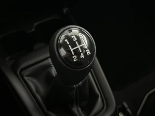 Suzuki Swift Suzuki Swift 1.2 Select Smart Hybrid | Navigatie | Adaptieve Cruise Control | Parkeercamera - afbeelding nr 18