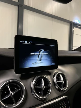 Mercedes-Benz GLA Mercedes GLA-klasse 180 AMG Navi Camera Cruise Climate PDC - afbeelding nr 34