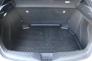 Toyota C-HR Toyota C-HR 1.8 Hybrid Dynamic Plus Dodehoek/Winterpakket/Parkeersensoren - afbeelding nr 41