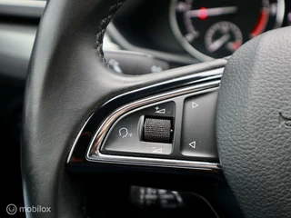 Škoda Superb Skoda Superb Combi 1.6 TDI Automaat Trekhaak LED PDC Leer ACC - afbeelding nr 20