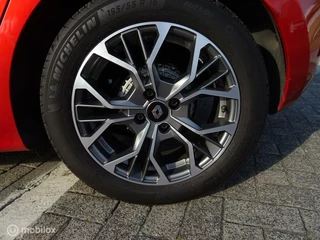 Renault Clio Renault Clio 1.0 TCe Evolution Camera, Navi, Apple CarPlay & Android Climate-control PDC-Sensoren ETC.ETC. - afbeelding nr 8