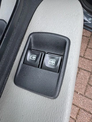 Dacia Lodgy Dacia Lodgy 1.2 TCe 10th Anniversary 7persoons 100.000km Airco,Cruisecontrol,Navigatie - afbeelding nr 13