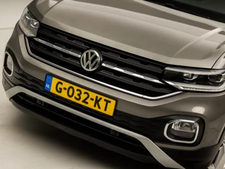 Volkswagen T-Cross Automaat (VIRTUAL COCKPIT, APPLE CARPLAY, GROOT NAVI, CLIMATE, LED KOPLAMPEN, SPORTSTOELEN, CAMERA, GETINT GLAS, KEYLESS, NIEUWSTAAT) - afbeelding nr 35