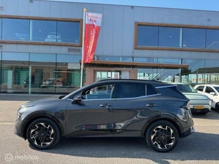 Kia Sportage Sportage 1.6 T PHEV 265pk 4WD  GT PlusLine,  65 km Volledig elektr. rijden hierna Hybride aandrijving , GT Line uitvoering  19 inch Velgen , Priveglas, Stoel elektr. verstelbaar ,  Stoel & Stuur verwarming , 360o camera , trekhaak - afbeelding nr 2