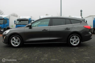 Ford Focus Ford Focus Wagon 1.0 EcoBoost Trend Edition Business, Donkerglas, Stoel-stuurverwarming, Pdc voor + achter, Clima, Navi, Cruise, App connect. - afbeelding nr 3