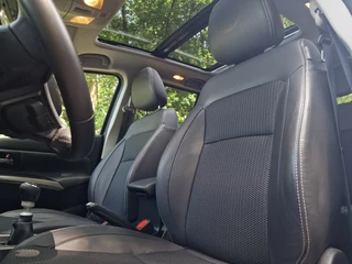 Suzuki S-Cross Suzuki S-Cross 1.4 Boosterjet Style Smart Hybrid | Incl. Beurt & APK | All-i - afbeelding nr 3