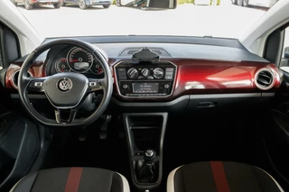 Volkswagen up! Volkswagen Up! 1.0 BMT High Up! | Trekhaak | Airco | Cruise control | - afbeelding nr 3