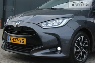 Toyota Yaris Toyota Yaris 1.5 Hybrid Dynamic I 1 Eig. I Navigatie I NL-auto - afbeelding nr 4