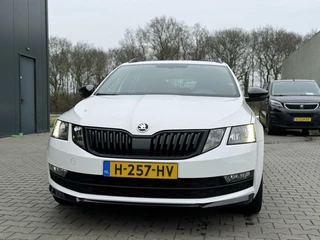 Škoda Octavia Skoda Octavia Combi 1.0 TSI Greentech Sport Business - afbeelding nr 8